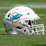 miami-dolphins-give-update-on-player’s-injury-following-terrifying-hit-to-head