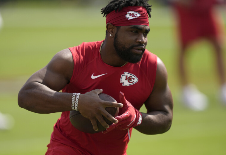 chiefs-cut-clyde-edwards-helaire-after-running-back’s-career-derailed-by-ptsd