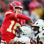 ex-nfl-star-suggests-chiefs-bench-patrick-mahomes-for-playoffs-after-ankle-injury