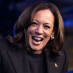 kamala-harris-cackles-at-her-own-joke-when-audience-leaves-her-hanging:-‘yeah,-i-did-that’