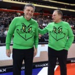 merry-michigan:-tom-izzo-and-greg-kampe-don-matching-grinch-sweaters