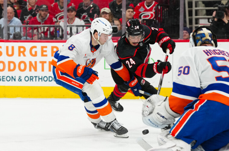 noah-dobson-finally-returning-to-form-for-islanders-with-renewed-offensive-aggression