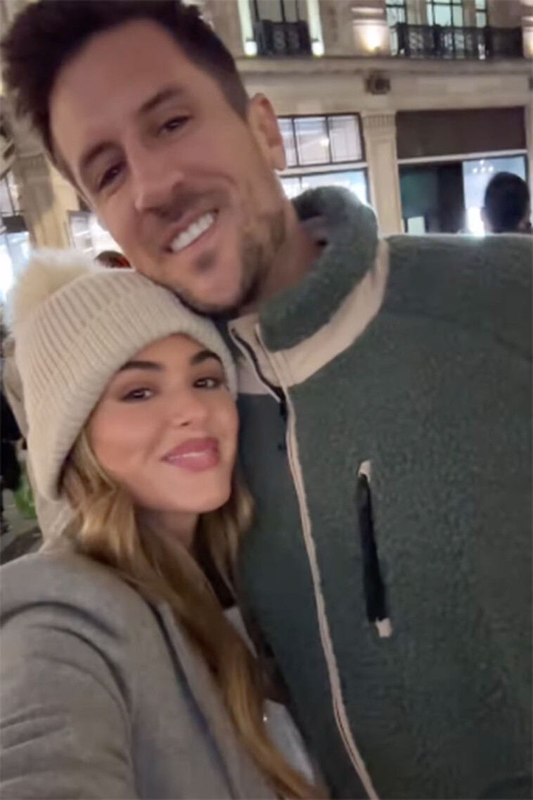 jordan-rodgers-and-jojo-fletcher-enjoying-london-trip-after-aaron-rodgers-diss