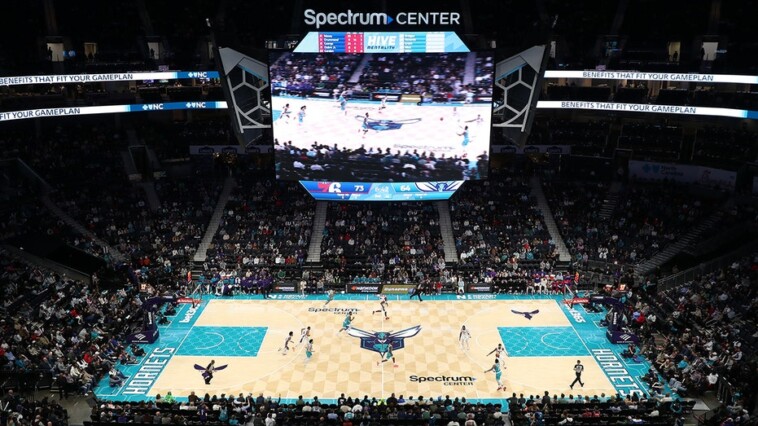 hornets-apologize-for-taking-back-video-game-console-after-giving-it-to-young-fan-during-an-‘on-court-skit’