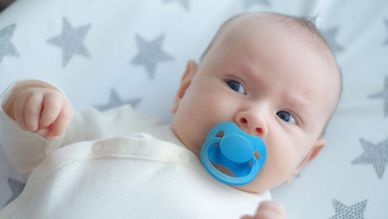 newborn-starting-to-suspect-there’s-no-milk-in-this-pacifier