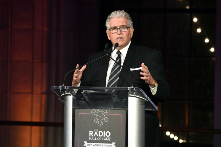 the-driving-forces-behind-mike-francesa’s-sports-talk-renaissance