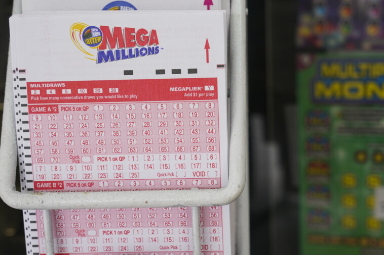 mega-millions-jackpot-closes-in-on-$1-billion-after-latest-drawing