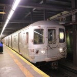 shouting-madman-randomly-stabs-nyc-subway-rider-just-hours-after-teen-slashed-in-separate-transit-attack:-cops