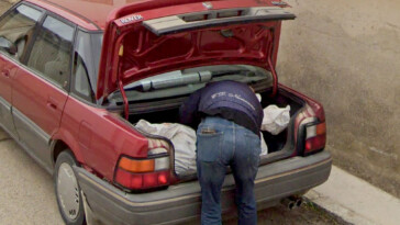 google-street-view-catches-murder-suspect-loading-body-into-car:-cops