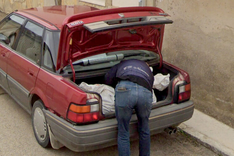 google-street-view-catches-murder-suspect-loading-body-into-car:-cops