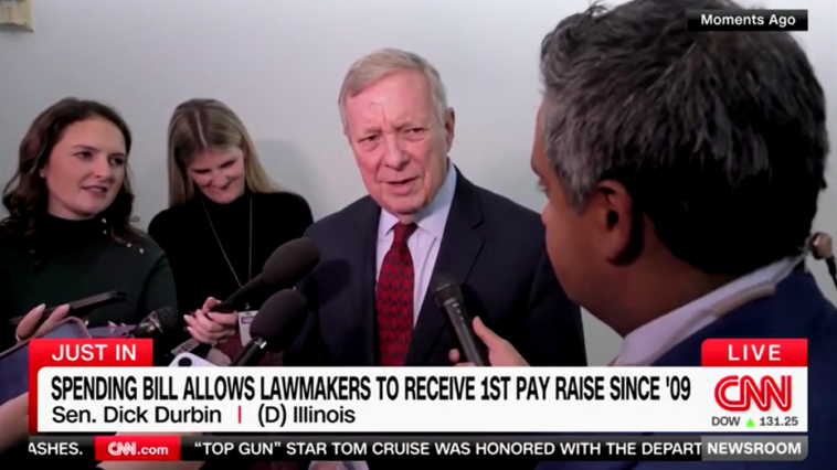 dem-senator-clashes-with-cnn-reporter-over-congress-pay-raise:-your-paycheck-is-the-same-despite-low-ratings