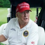 donald-trump-releasing-mobile-golf-game-with-personal-commentary