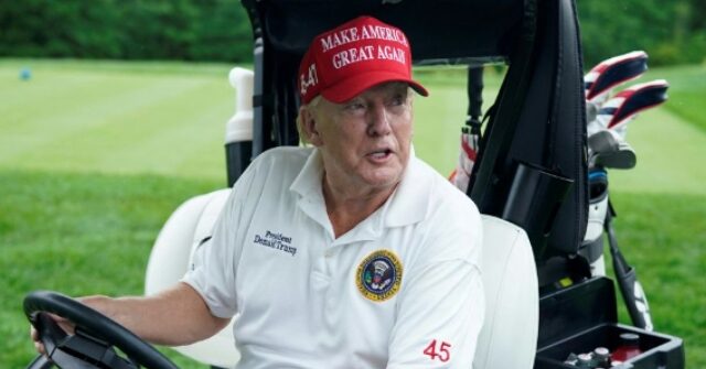 donald-trump-releasing-mobile-golf-game-with-personal-commentary