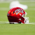 no.-24-unlv-executes-novel-fake-punt-to-perfection-in-la-bowl