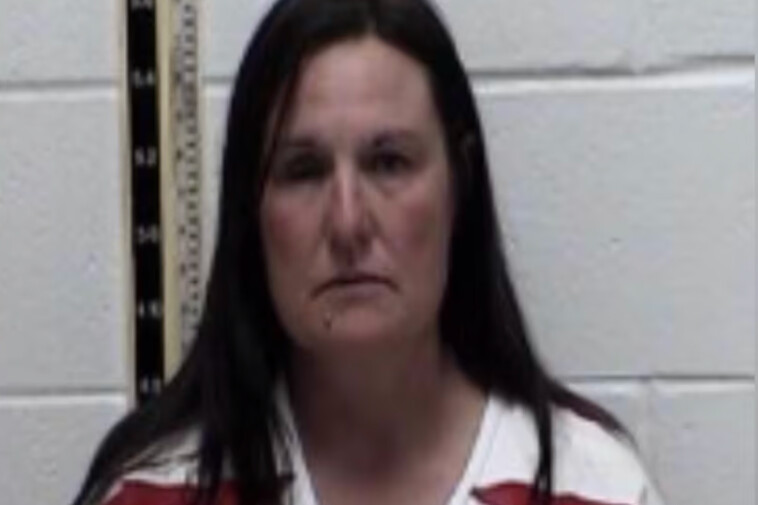 wife-is-accused-of-fatally-shooting-estranged-husband-outside-mississippi-courthouse-after-divorce-proceedings