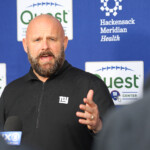 brian-daboll-concentrating-on-falcons,-not-his-giants-hot-seat