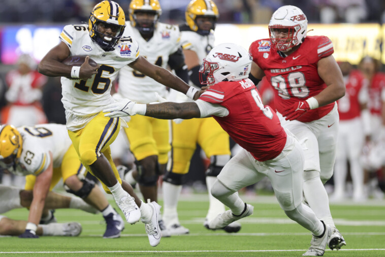 watch:-wildly-unique-fake-punt-helps-unlv-win-la-bowl