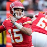 chiefs’-mahomes-cleared-to-start-against-texans