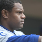 cubs-publicly-reuniting-with-slugger-sammy-sosa-at-fan-convention-after-he-releases-apology-statement