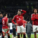 disastrous-defending-ousts-man-united-from-carabao-cup,-boosts-tottenham-into-semis