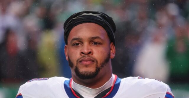 new-york:-one-dead-from-plane-crash-near-property-owned-by-bills-lineman-dion-dawkins