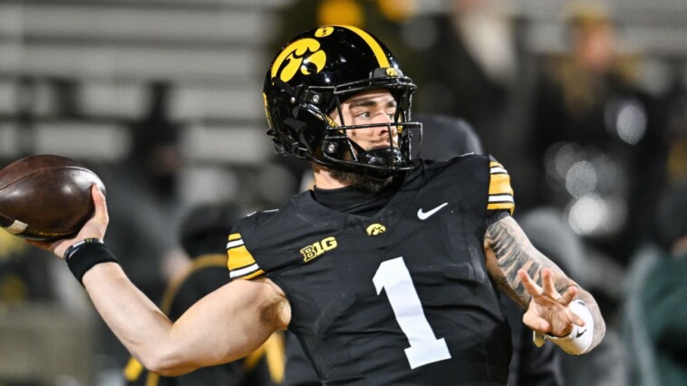 iowa-qb-sullivan-(ankle)-to-return-for-bowl-game