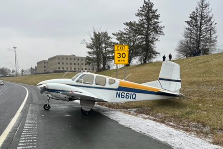 small-plane-makes-emergency-landing-on-busy-ny-thruway