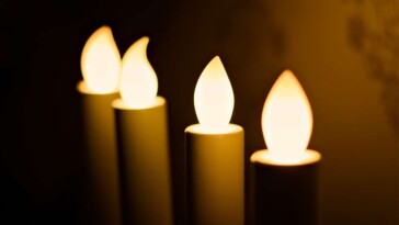 heresy:-church-passes-out-led-candles-for-‘silent-night’