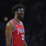 joel-embiid-returns-to-76ers’-starting-lineup-after-missing-1-game-with-sinus-fracture