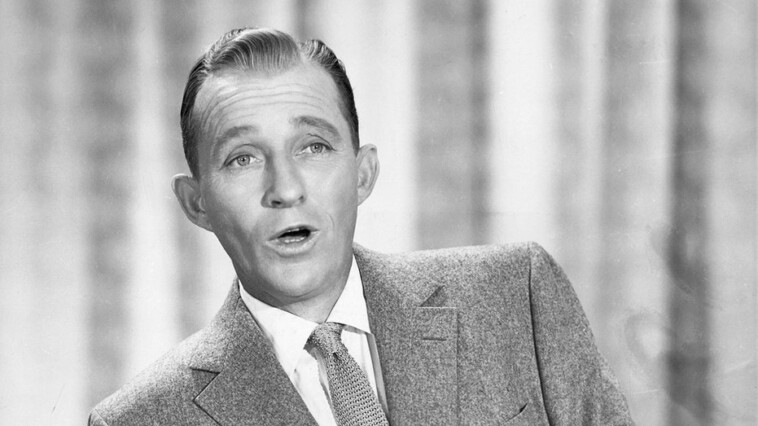 bing-crosby-struggled-to-sing-‘white-christmas’-to-troops,-‘most-difficult-thing’-in-his-career