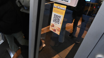 anti-israel-qr-codes-in-nyc-offer-‘free’-mcdonald’s,-starbucks-—-but-link-to-horrific-‘war-crimes’-videos