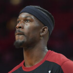 jimmy-butler-leaves-heat’s-104-97-loss-to-thunder-with-1st-quarter-illness