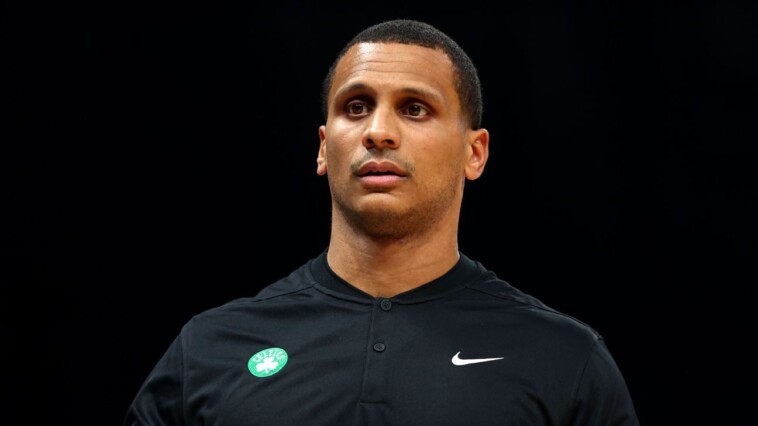 celts’-mazzulla-fined-$35k-for-comments-to-ref