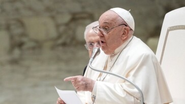 pope-to-skip-outdoor-sunday-prayer-after-catching-cold-days-ahead-of-christmas-eve,-day-masses