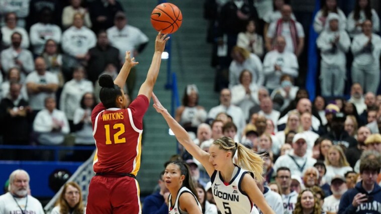 watkins-nets-25-as-usc-outlasts-bueckers,-uconn