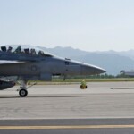 you-can’t-make-this-up:-us.-navy-shoots-down-its-own-f/a-18-super-hornet-fighter-jet-in-apparent-‘friendly-fire’-incident-in-red-sea