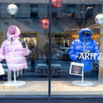 automated-window-displays-at-nyc-aritzia-stores-appear-to-do-‘trump-dance’