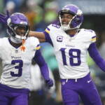 nfl-scores:-vikings-outduel-seahawks-in-seattle-to-keep-pace-for-no.-1-seed;-miami-stays-alive-in-afc-playoff-chase