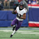 2024-nfl-christmas-day:-how-to-watch-the-ravens-vs.-texans-game