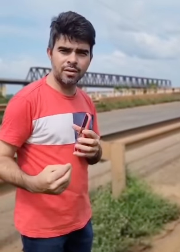 stunning-moment-local-pol-escapes-deadly-bridge-collapse-—-as-he-films-video-warning-how-dangerous-causeway-should-be-fixed