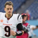 bengals’-joe-burrow-explains-why-he-opted-for-samurai-sword-gifts-for-teammates:-‘they-wanted-guns’