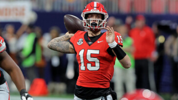 college-football-playoff:-georgia-qb-carson-beck-undergoes-ucl-surgery,-to-miss-postseason