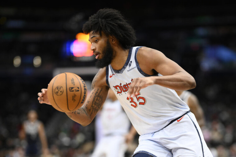 wizards’-marvin-bagley-leaves-loss-to-thunder-early-after-gruesome-knee-injury