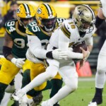 packers-clinch-playoff-spot-with-dominating-win-over-saints