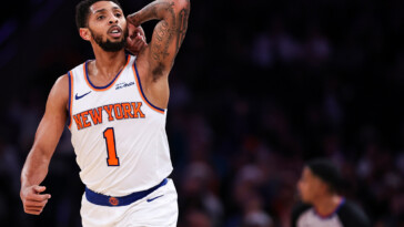 cam-payne-busts-out-big-with-landry-shamet-finally-in-mix-for-knicks