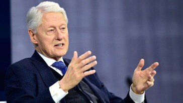 developing:-bill-clinton-requires-hospitalization