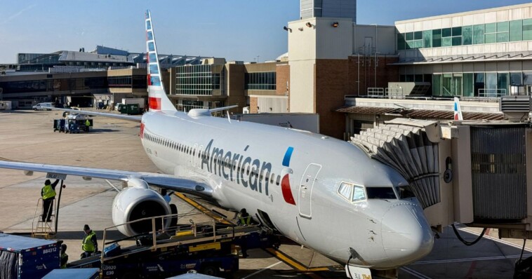 travel-nightmare:-american-airlines-grounds-all-flights-on-christmas-eve