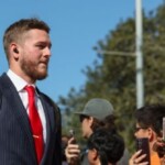 texas-qb-quinn-ewers-shows-support-for-president-elect-trump-before-historic-bowl-game