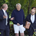 lawyers-for-ex-abercrombie-ceo-michael-jeffries-say-dementia-may-leave-him-incompetent-to-face-sex-charges