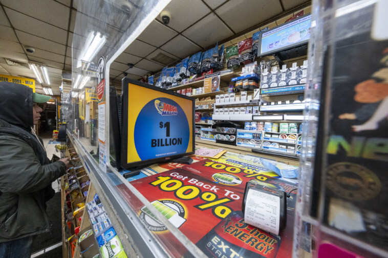 mega-millions-jackpot-surges-to-$1.15b-following-christmas-eve-drawing